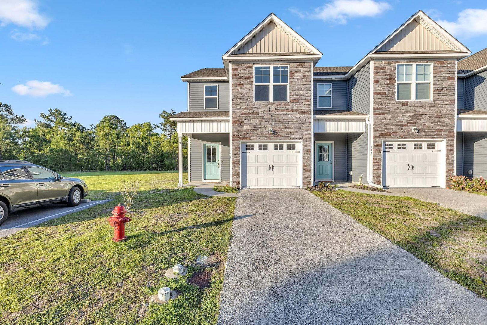 Sneads Ferry Townhome: 309 South Stingray Lane