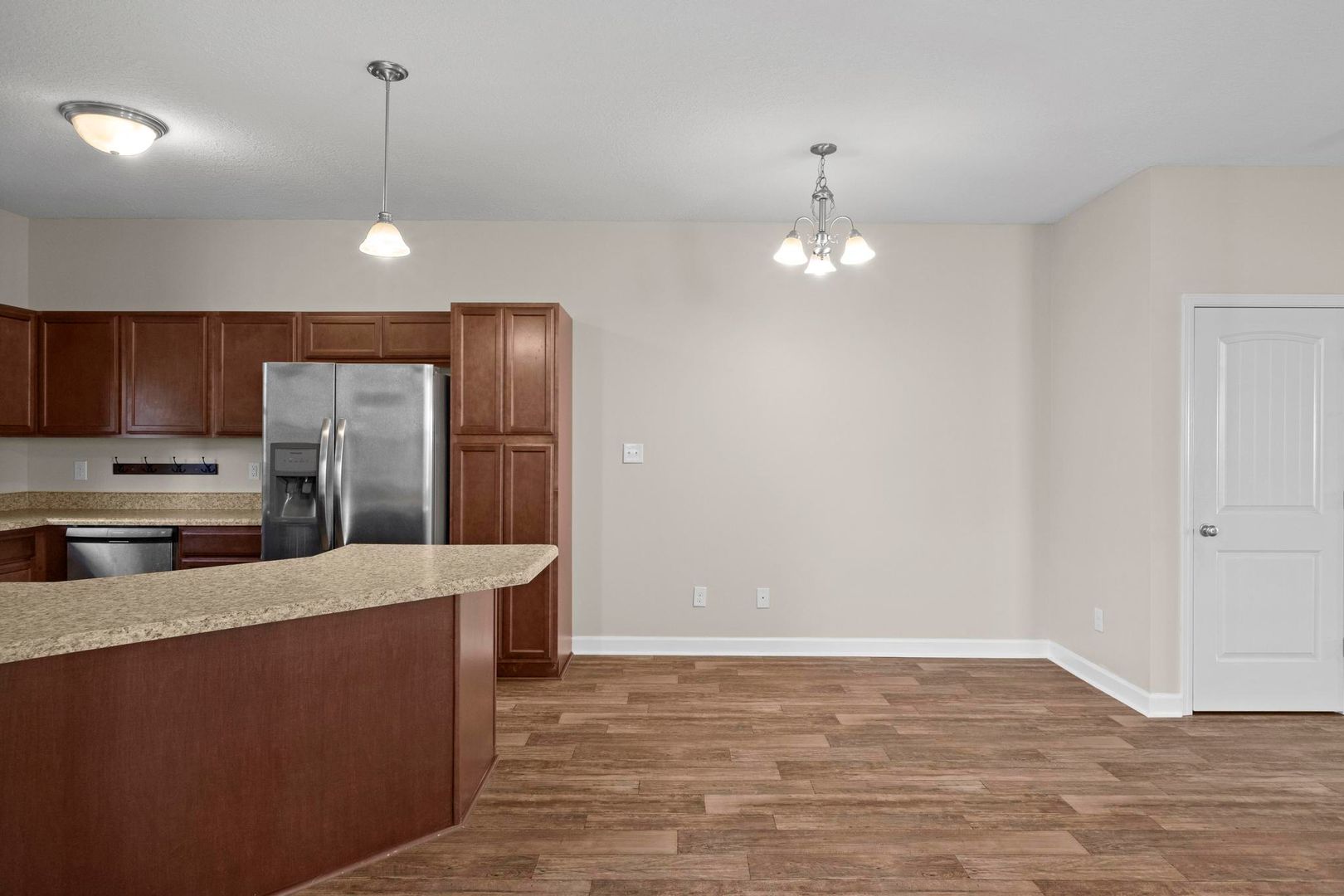 389 Frisco Way 8 of 12
