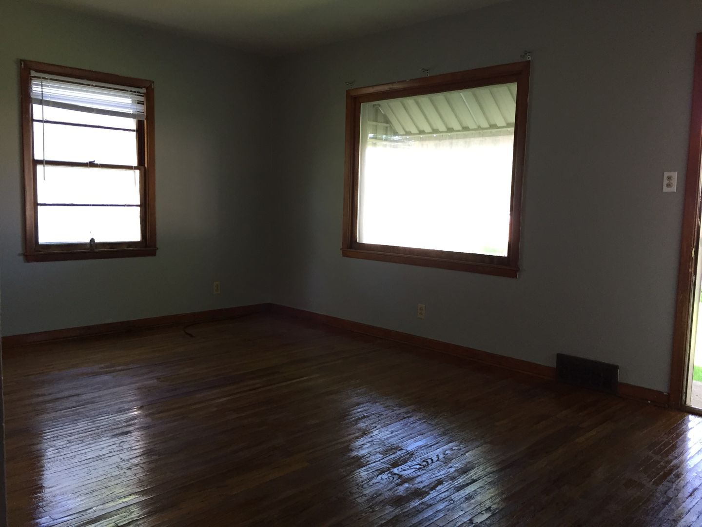 Waterloo House: 746 Hope
