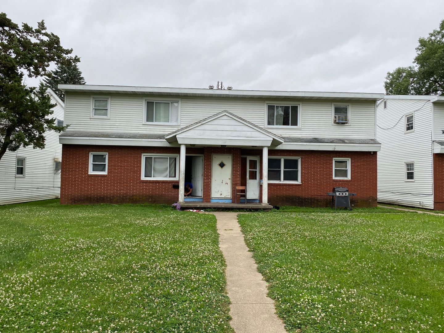 Waterloo Apartment: 221-231 Miriam