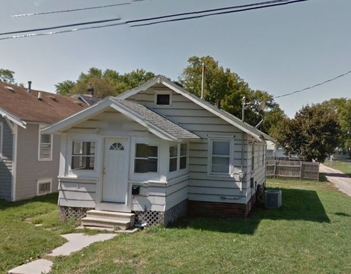 Small 2 bedroom, 1 bath house – photo 1