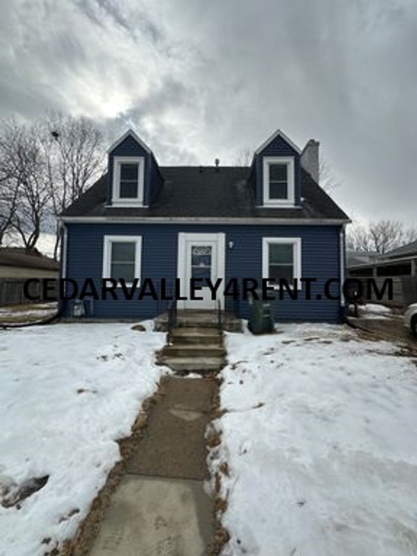 Waterloo House: 1445 West 2nd St