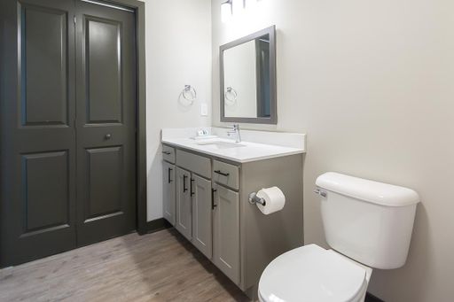 Listing photo thumbnail