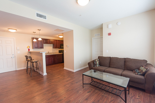 Listing photo thumbnail