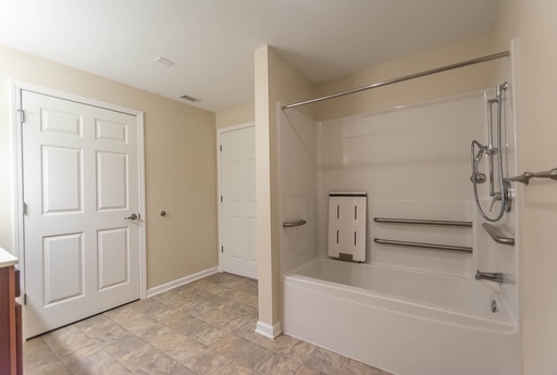 Listing photo thumbnail