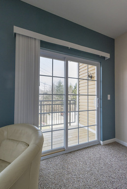 Listing photo thumbnail