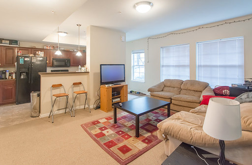 Listing photo thumbnail
