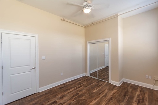 Listing photo thumbnail