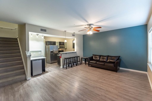 5 Bed 3 Bath Rental at 602 N. Morton Street - 410(FURNISHED), Apt #410, Bloomington, IN – photo 1