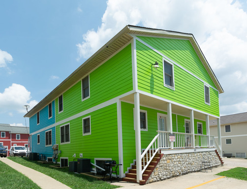 5 Bed 2.5 Bath Rental at 513 E 14th St - #C(FURNISHED), Bloomington, IN – photo 1