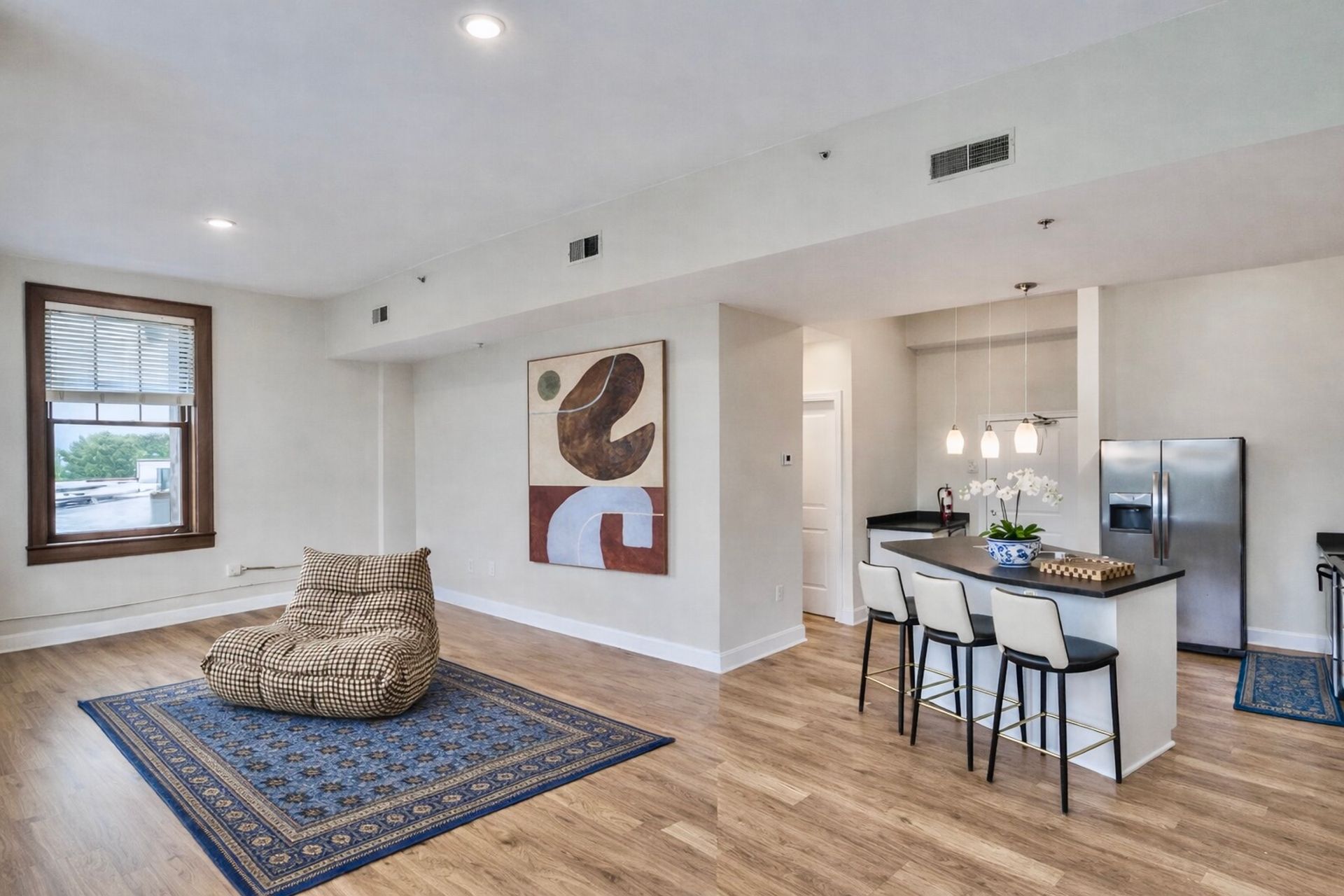 Bloomington Apartment: 106 E. Kirkwood Ave.