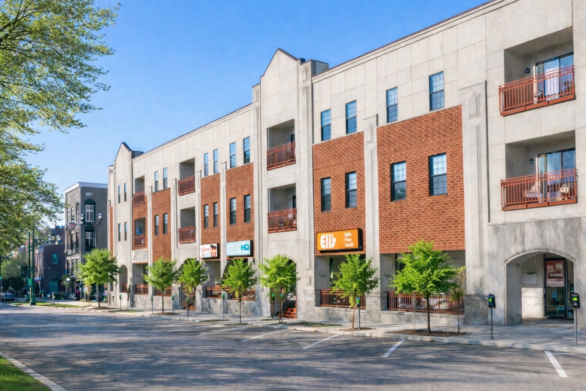 Bloomington Apartment: 601 N. College Ave.