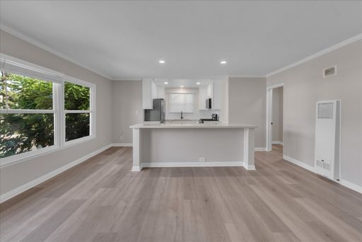 Prime Sherman Oaks Location – photo 1