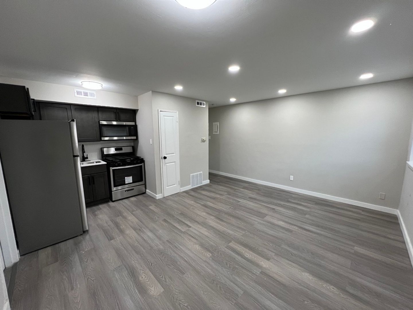 Philadelphia Apartment: 5719 Cottage Street