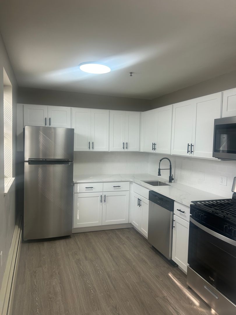 Philadelphia Apartment: 7012-24 Rising Sun Ave