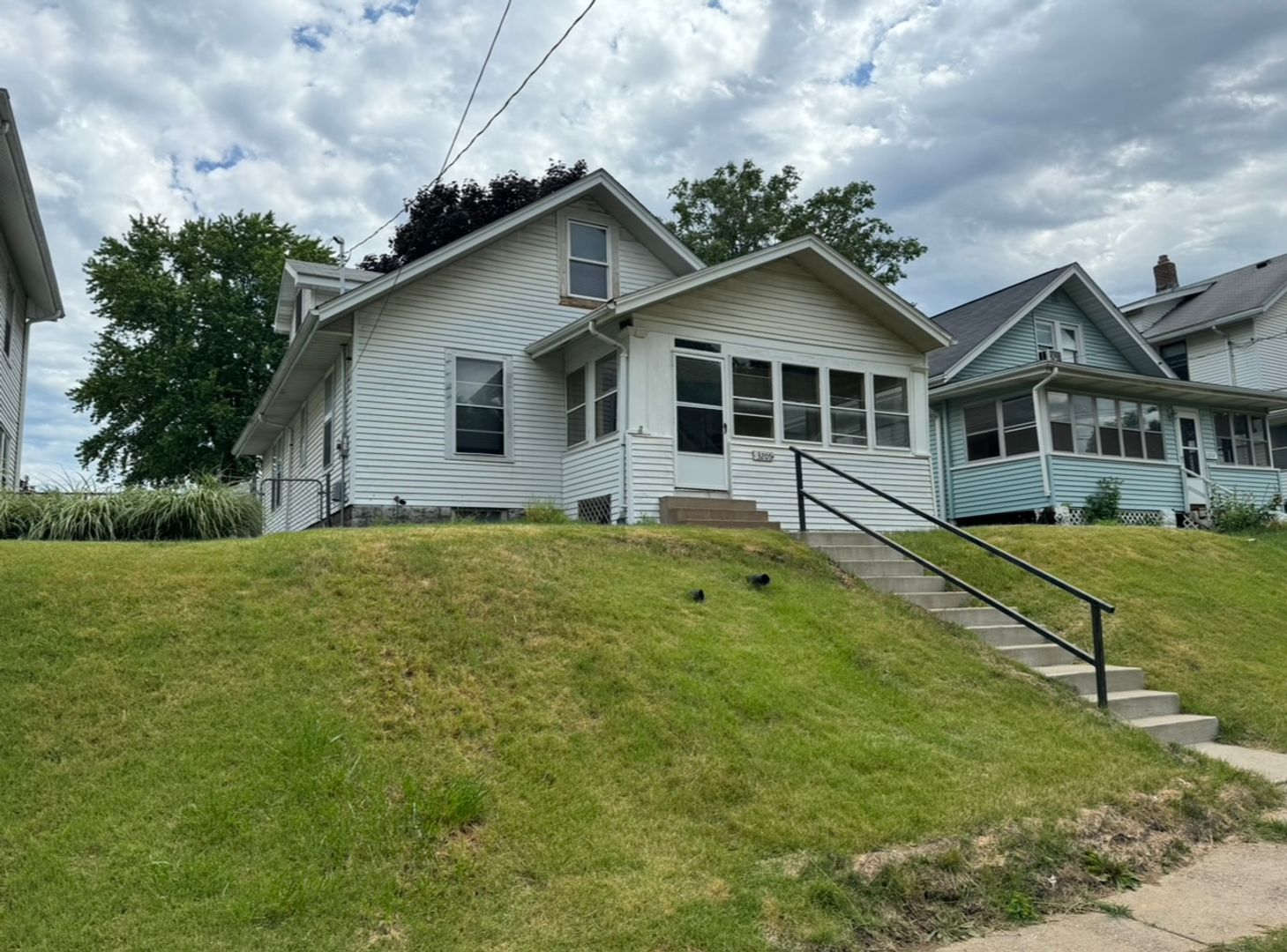 Rock Island House: 3205 8th Avenue