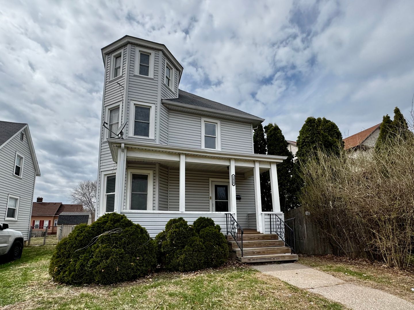 Rock Island House: 1430 36th Street