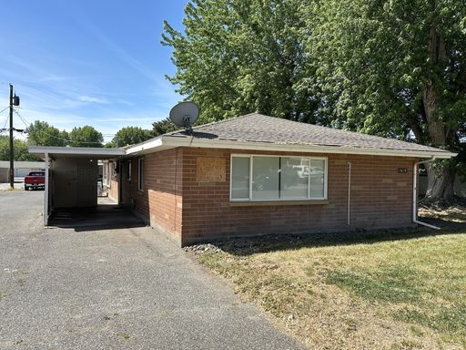 Duplex in Kennewick for Lease – photo 1