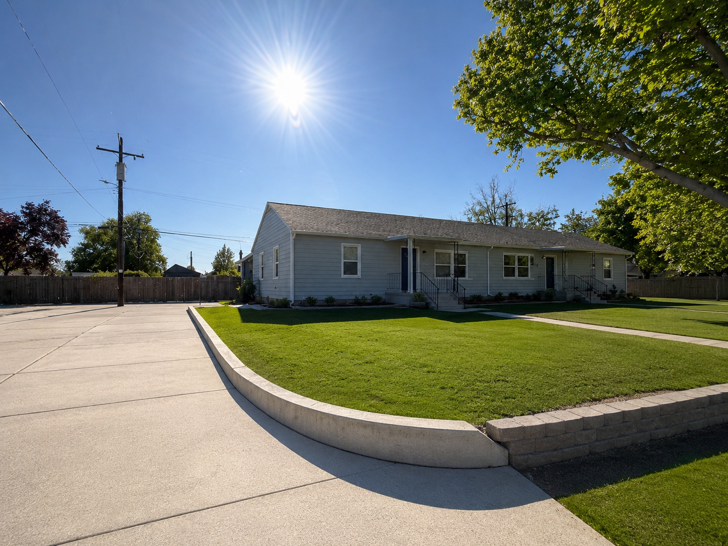 Richland Apartment: 502 /504 Barth Ave.