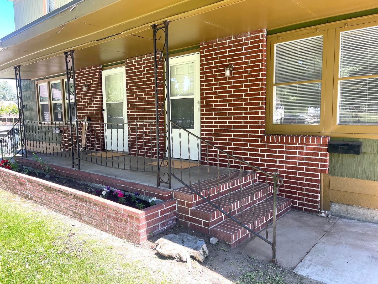 Richland Apartment: 1310/1312 Mahan Ave