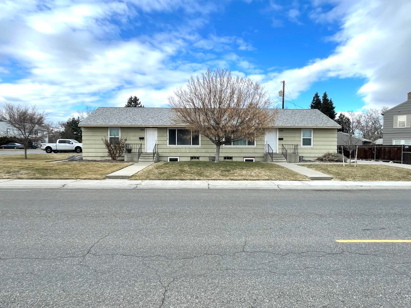 Richland Apartment: 1341/1343 Thayer Dr
