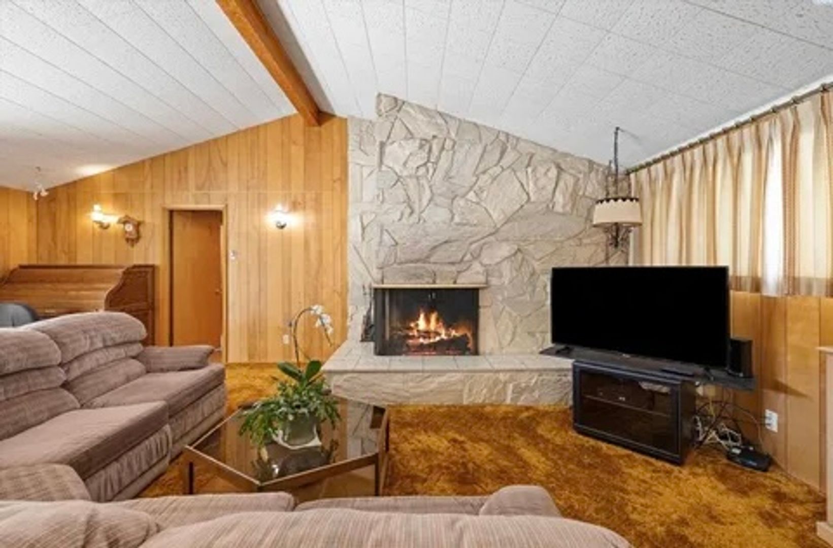 Richland House: 653 Cedar Ave