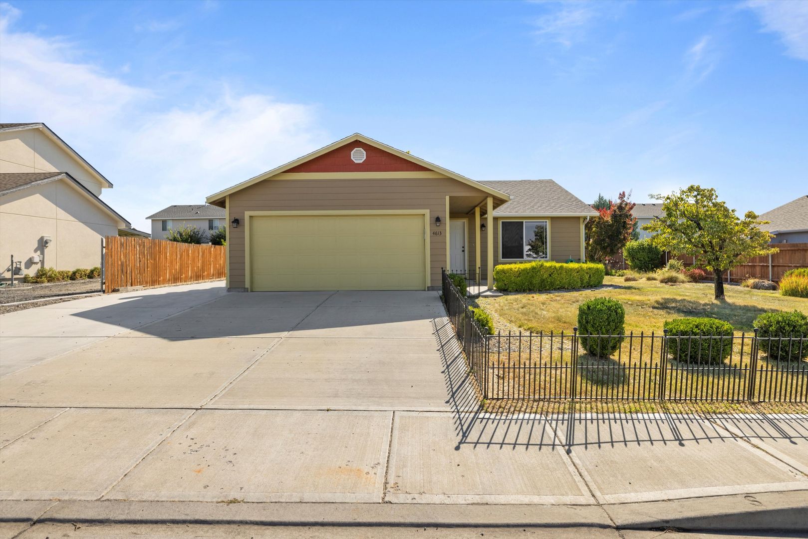 Pasco House: 4613 Finnhorse Ln