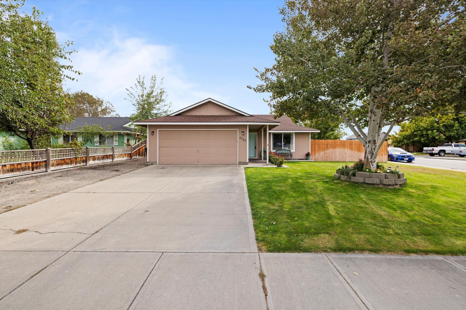 Pasco House: 6320 Candlestick Dr