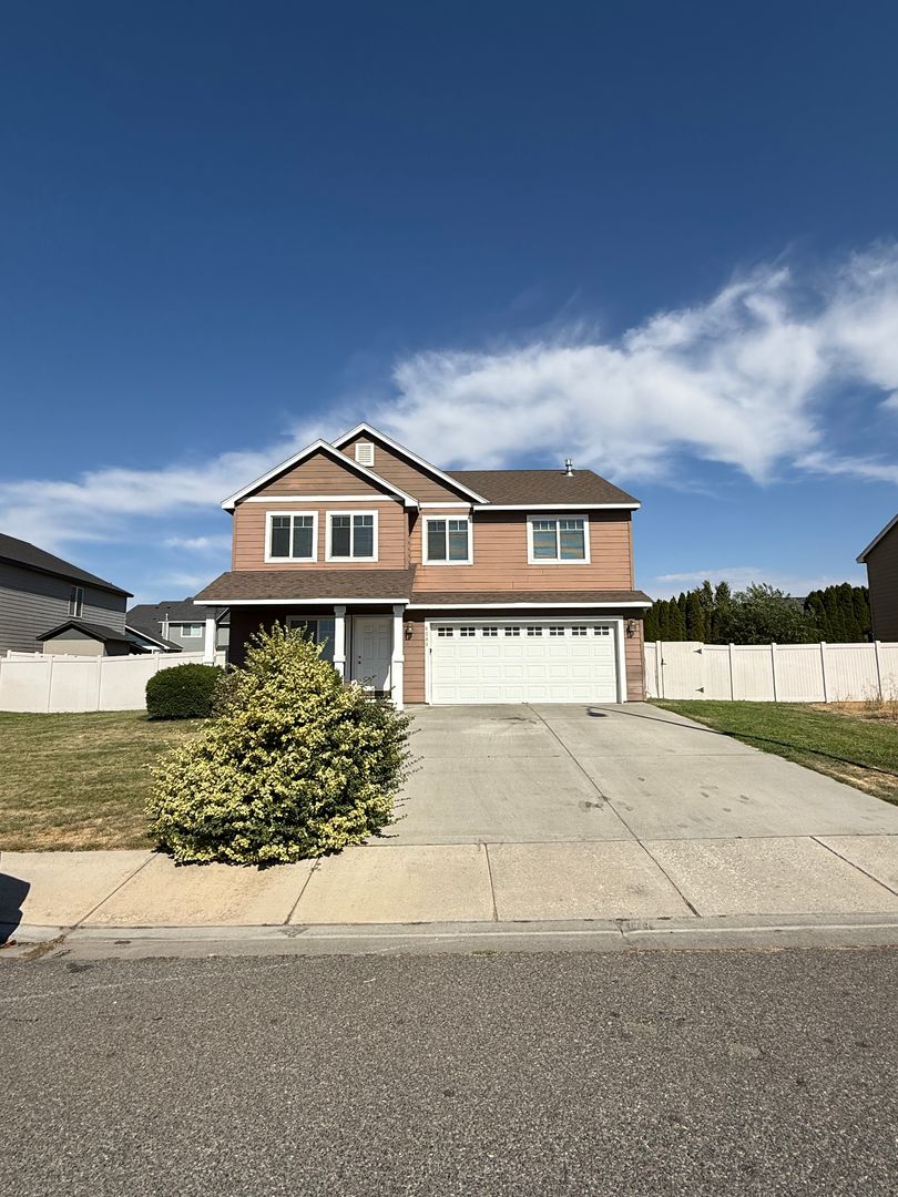 Pasco House: 6303 Klickitat Ln