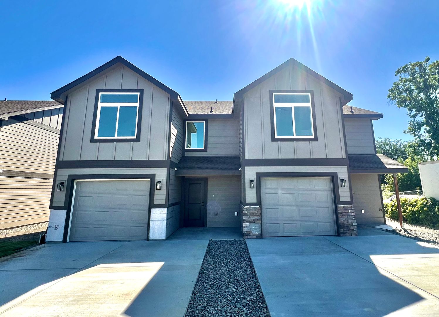 Pasco Apartment: 609 N. Rd 34