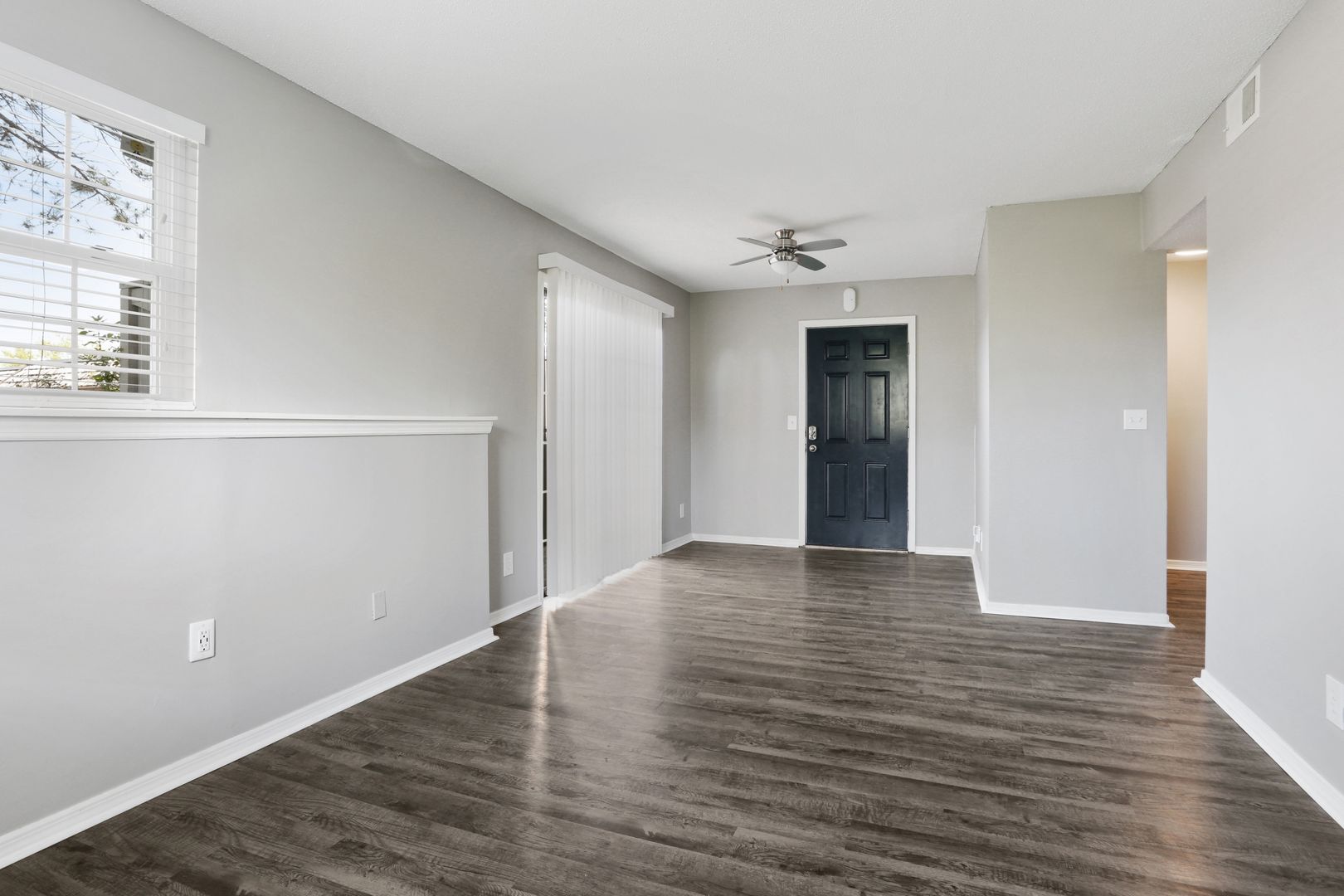 Olathe Apartment: 16615 W 139th St