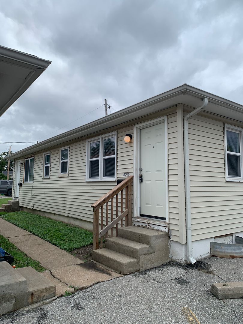Kansas City Apartment: 2715 W. 42nd Ave.