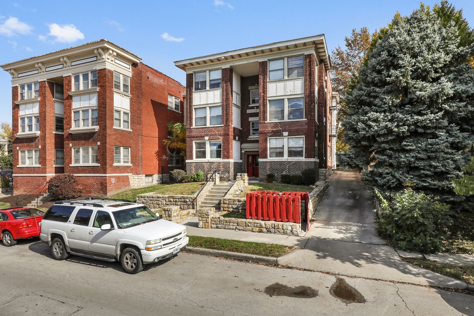 Kansas City Apartment: 4111-4113 Walnut