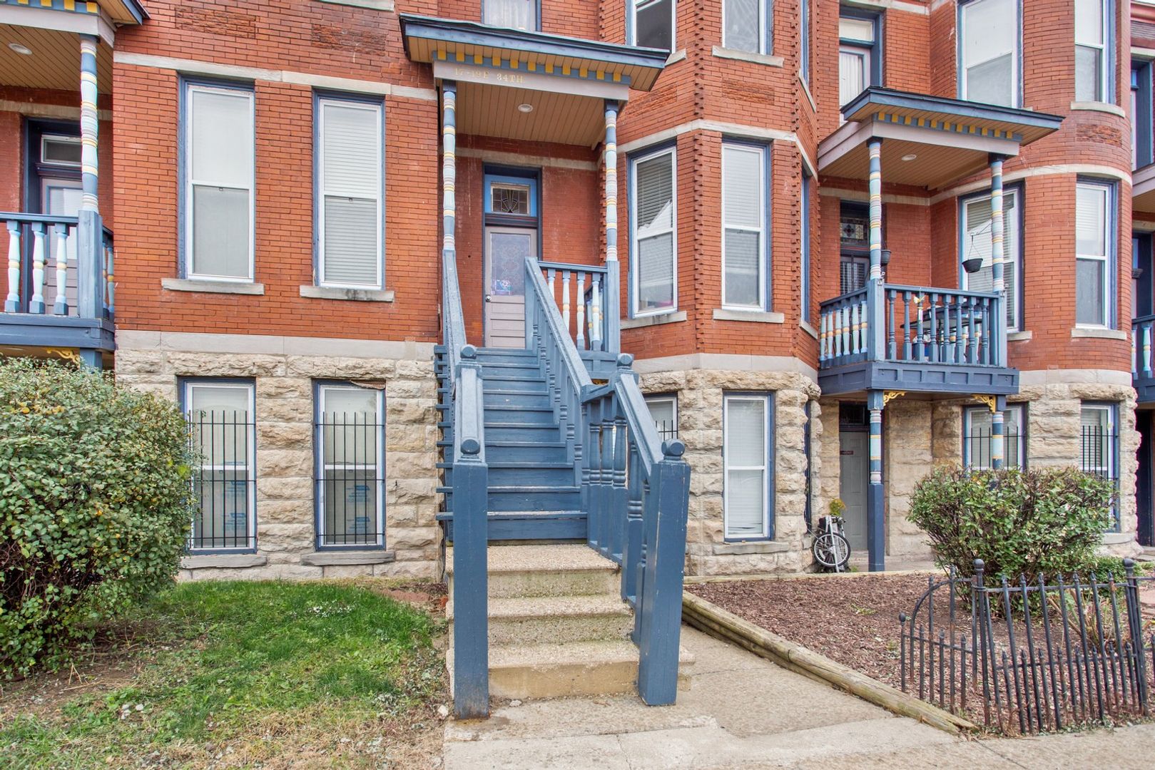 Kansas City Apartment: 9-23 E. 34th St.