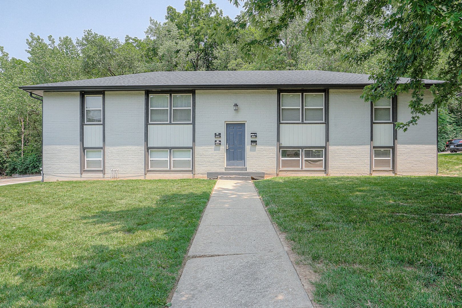 Kansas City Apartment: 2941-3057 Eaton St.