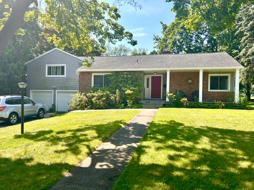 Beautiful Brighton Move-In Ready- Penfield Schools! – photo 1