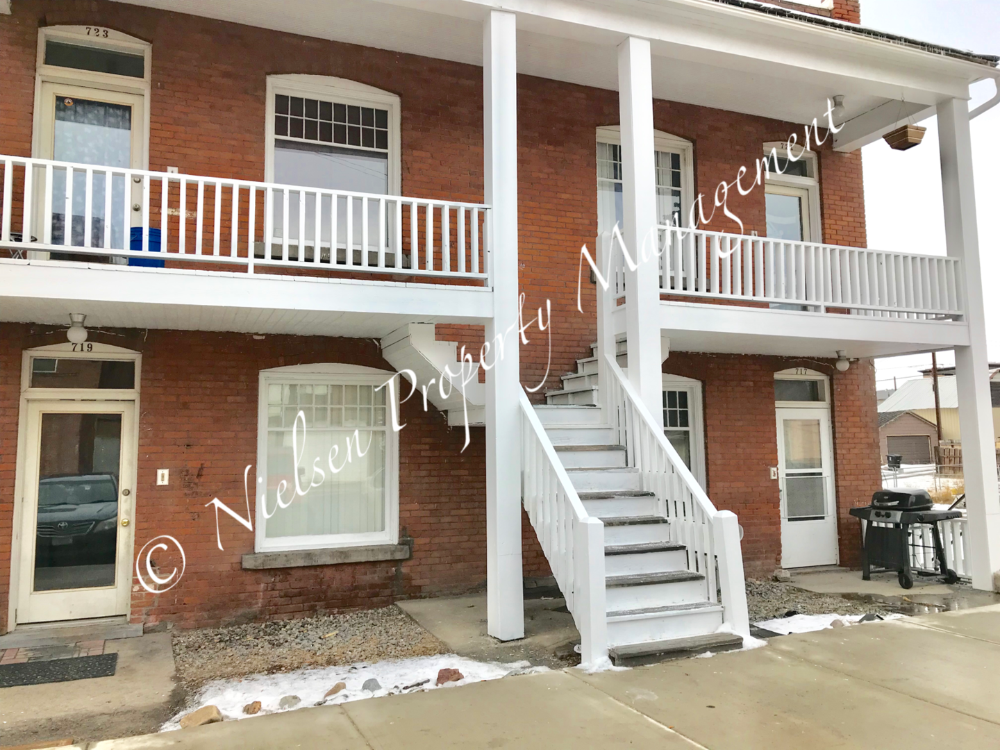 Butte Apartment: 717-723 S. Wyoming