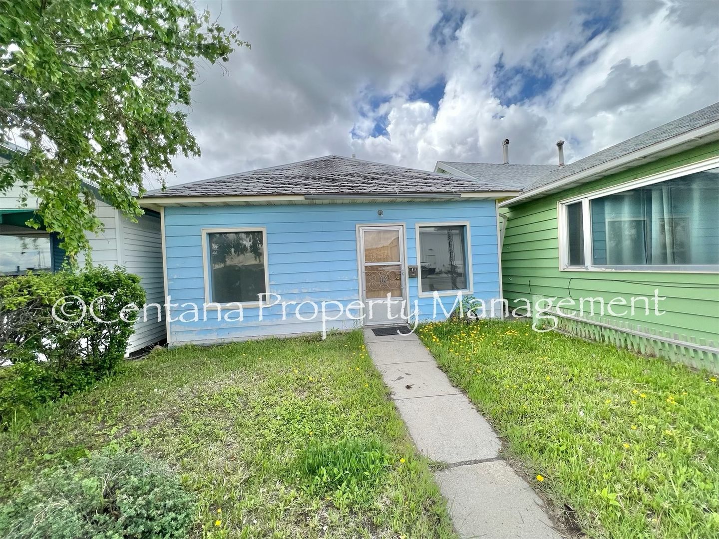Anaconda House: 1021 E Commercial