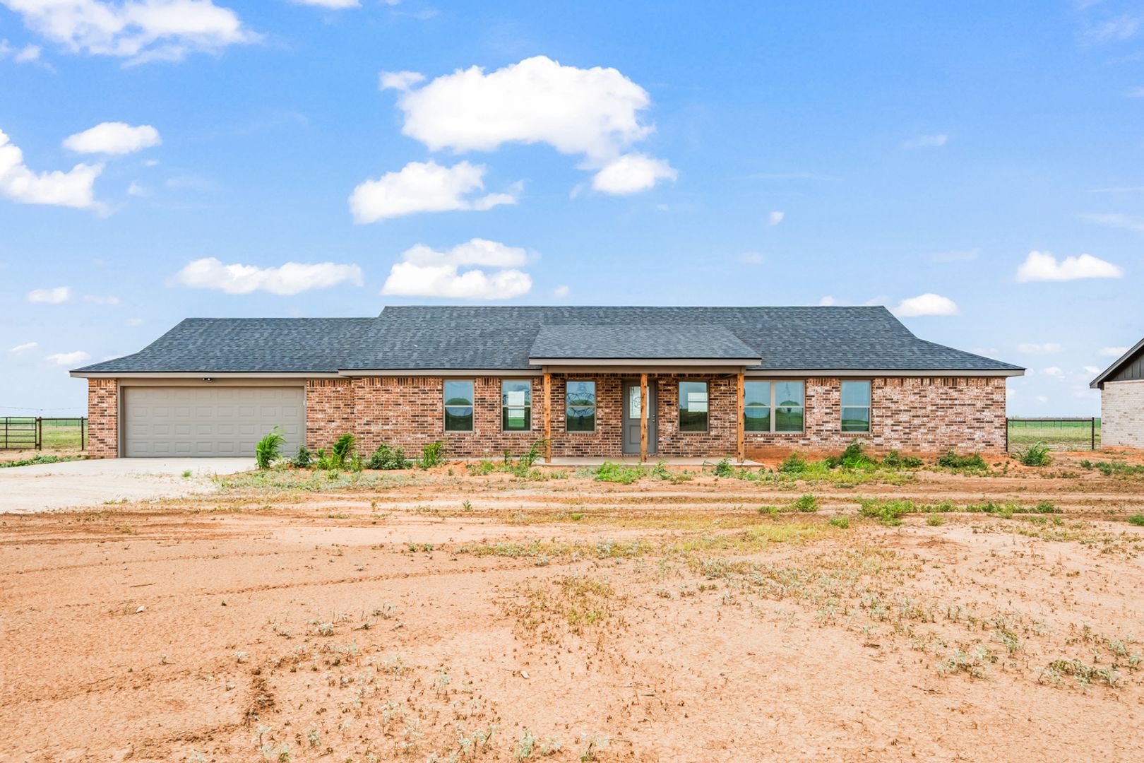 Lubbock House: 11301 N CR 2800 B