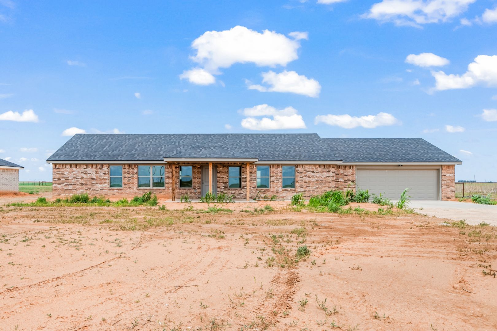 Lubbock House: 11505 N CR 2800