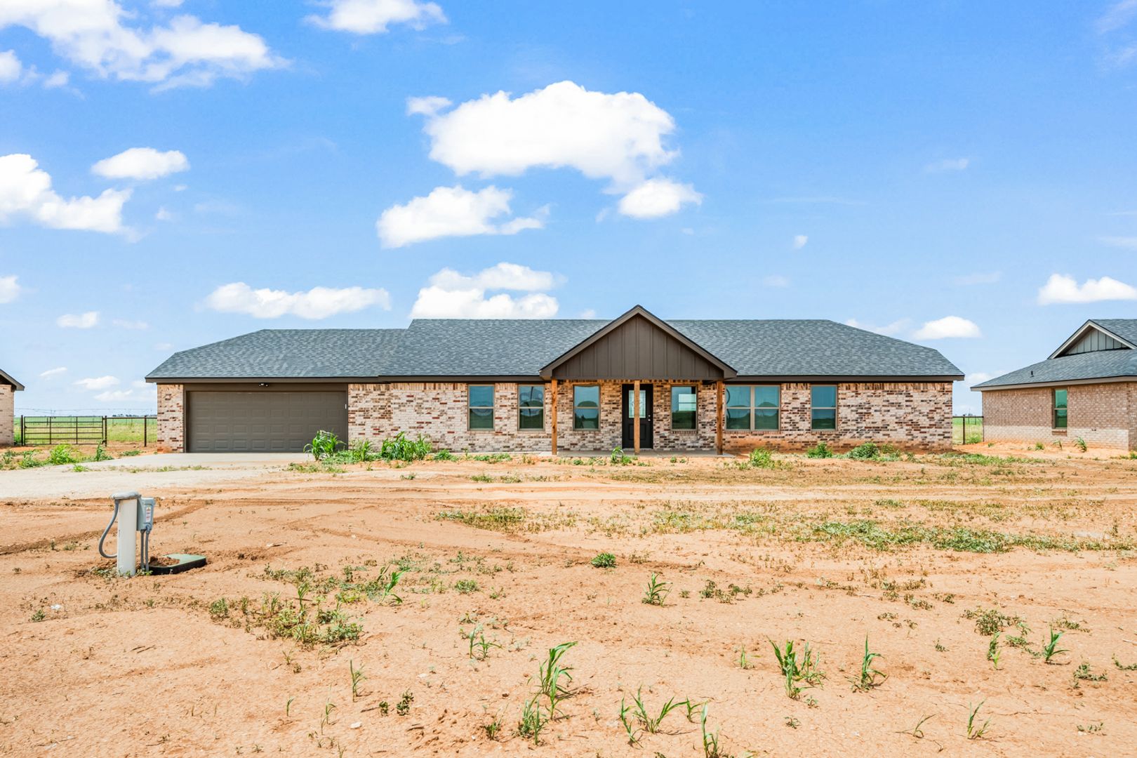 Lubbock House: 11313 N CR 2800 B