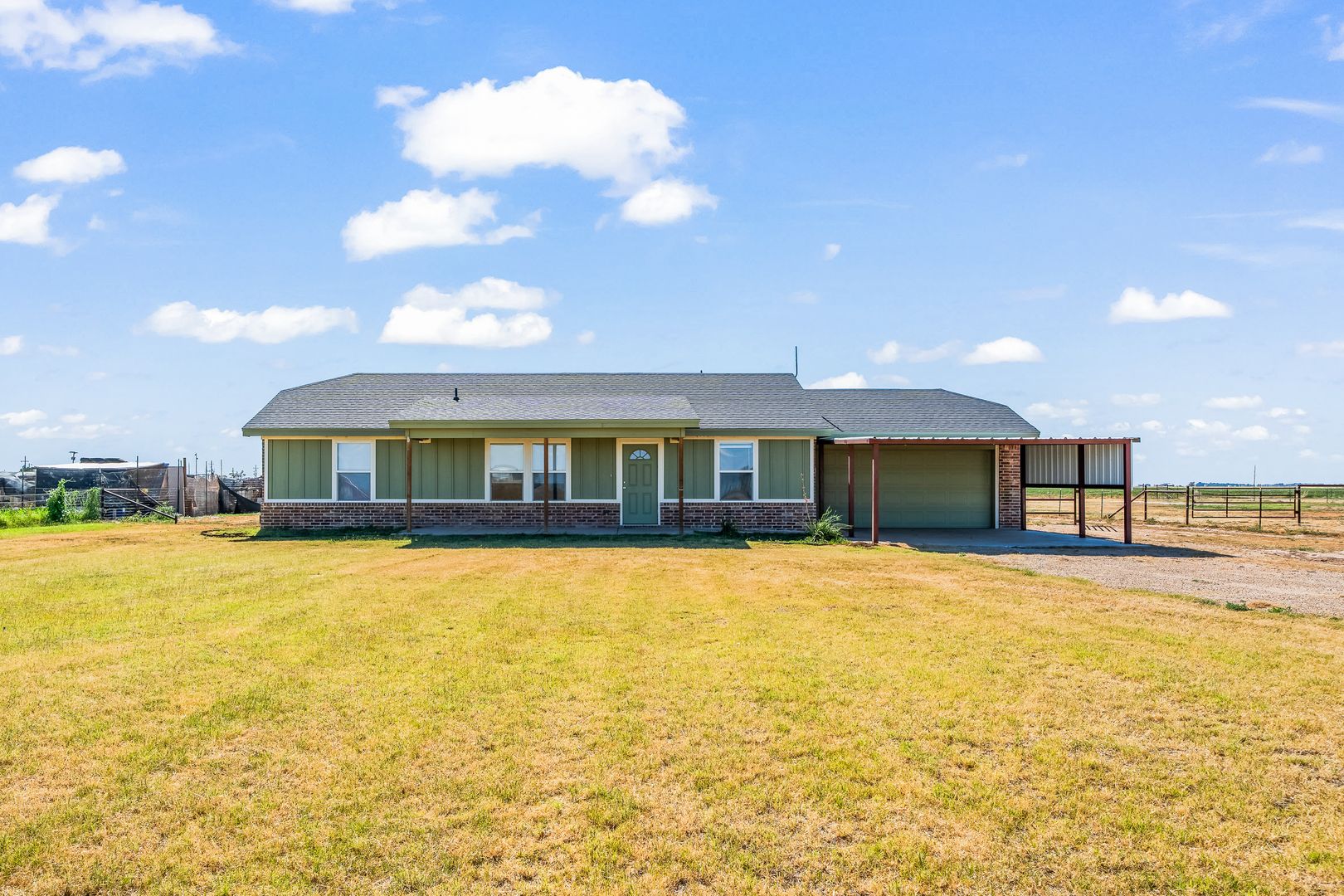 Slaton House: 224 FM 789 Unit B