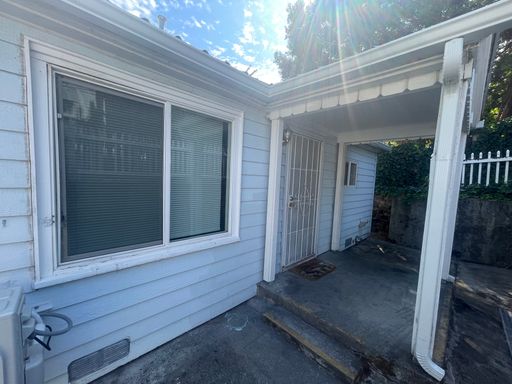 2 Bedroom Duplex in Canyonville
