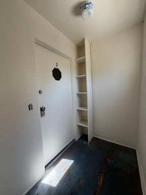 Myrtle Creek Upstairs 1 Bedroom Apartment - ELECTRICITY INCLUDED!