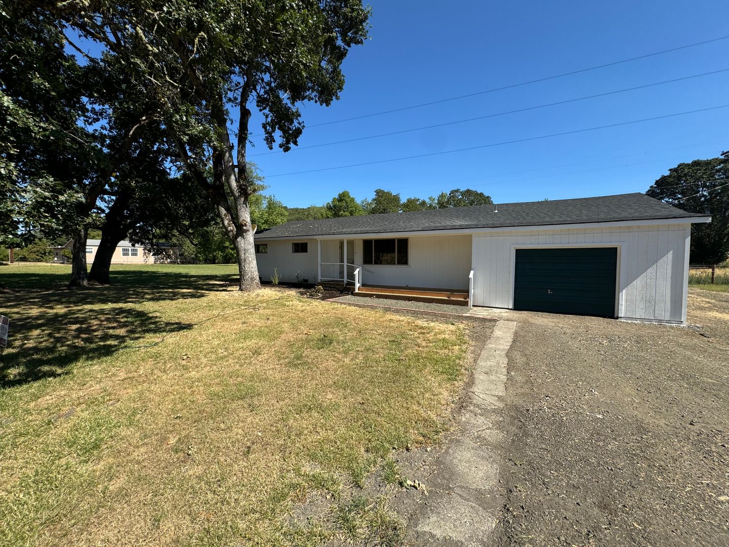 2999 Roberts Creek Rd, Roseburg, OR 97471