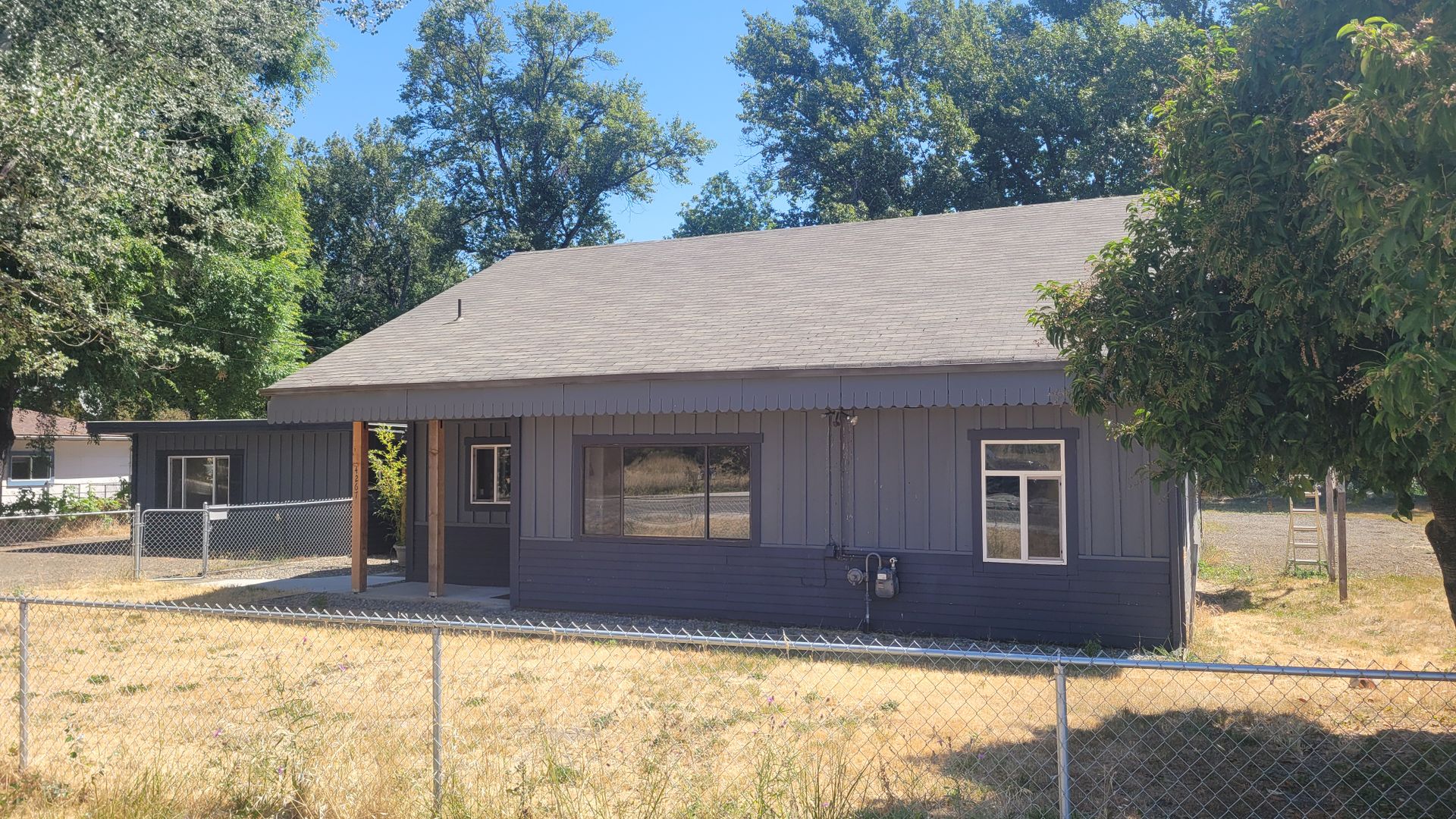 Roseburg Apartment: 4267 Carnes Rd.
