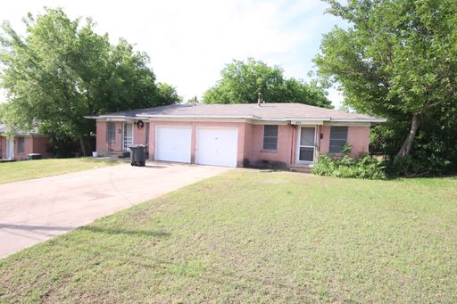 206 W Vardeman 2Bd 1Ba – photo 1