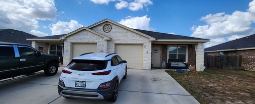 1303 Vanguard Lane - 1303 B Vanguard Lane – photo 1