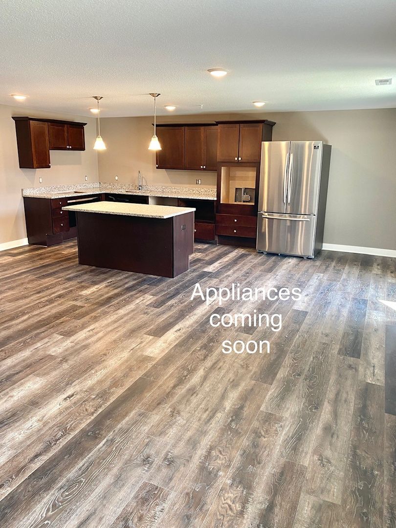 Fort Wayne Apartment: 2917 Westbrook Drive