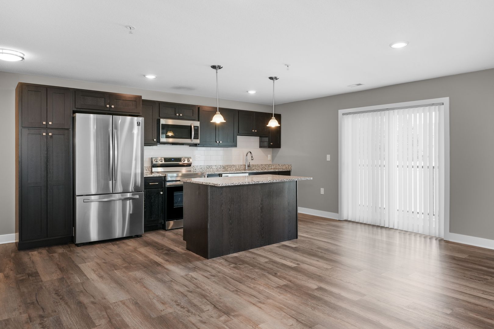 Fort Wayne Apartment: 2817 Westbrook Drive